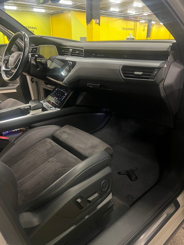 2020 AUDI E-TRON - 14