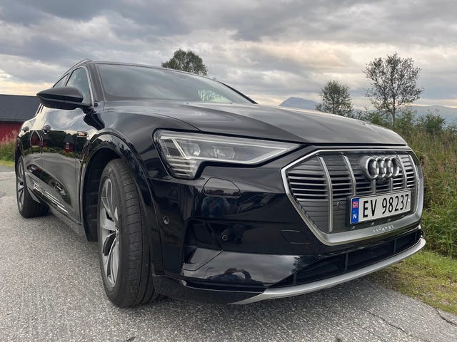 WAUZZZGE4LB007798 2020 AUDI E-TRON-4