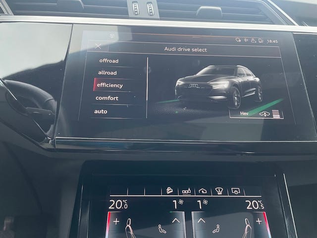2020 AUDI E-TRON - 44