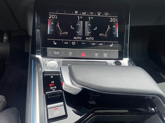 2020 AUDI E-TRON - 45