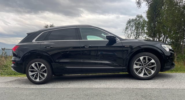2020 AUDI E-TRON - 13