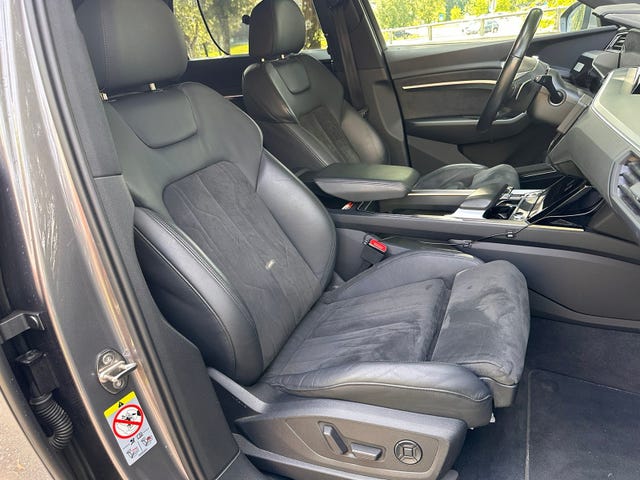 WAUZZZGE4LB018770 2020 AUDI E-TRON-4