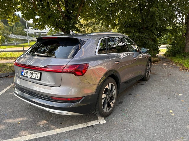 WAUZZZGE4LB018770 2020 AUDI E-TRON-2