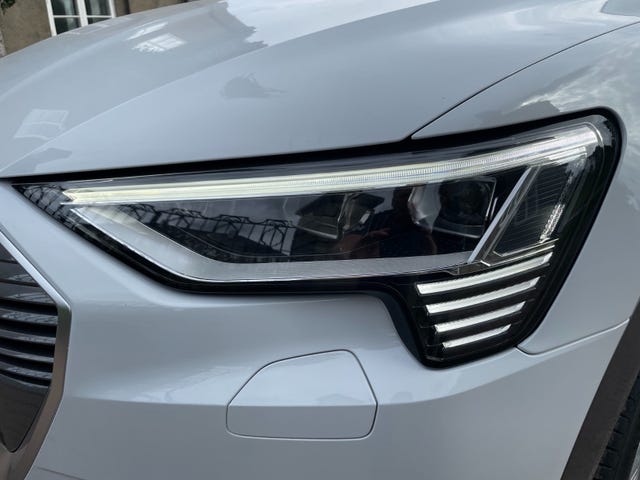 2020 AUDI E-TRON - 15