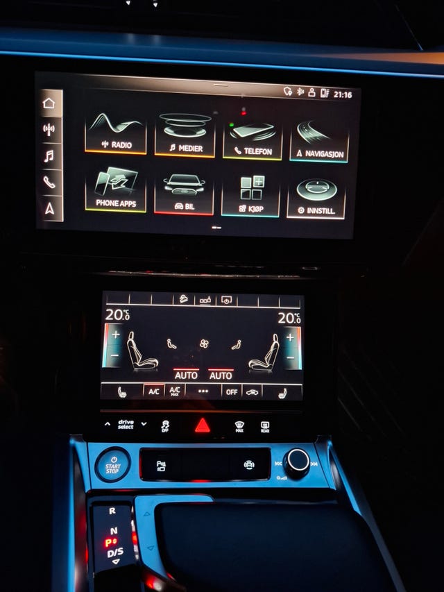 2020 AUDI E-TRON - 22