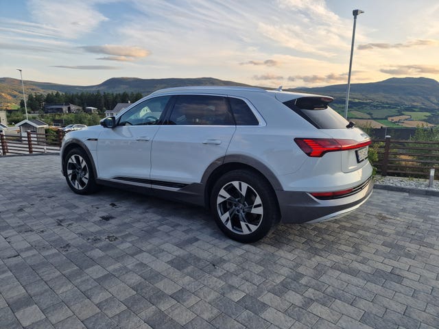 2020 AUDI E-TRON - 37