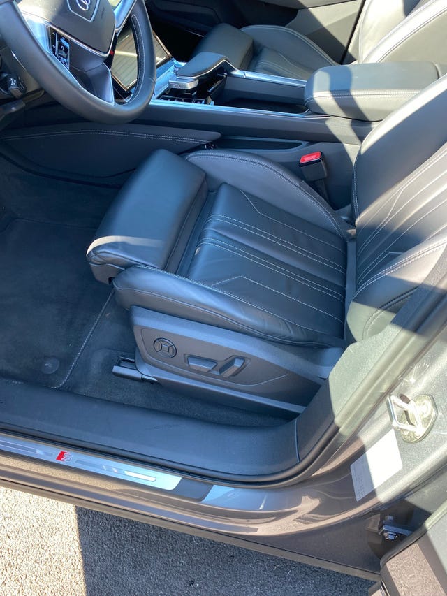 2020 AUDI E-TRON - 20
