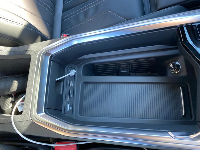 2020 AUDI E-TRON - 24