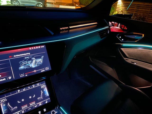 2020 AUDI E-TRON - 51