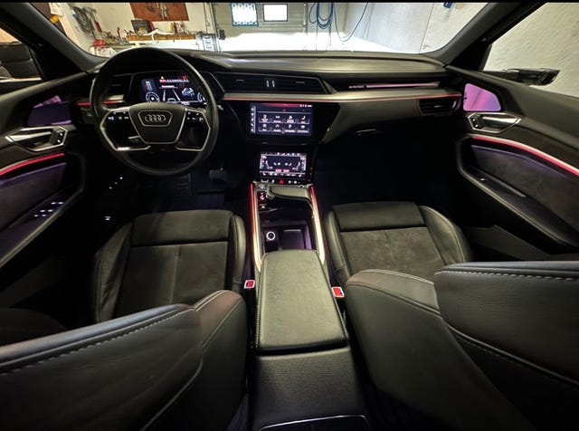 2020 AUDI E-TRON - 13