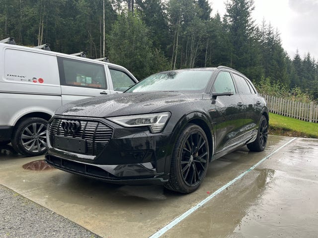 WAUZZZGEXLB010818 2020 AUDI E-TRON-0