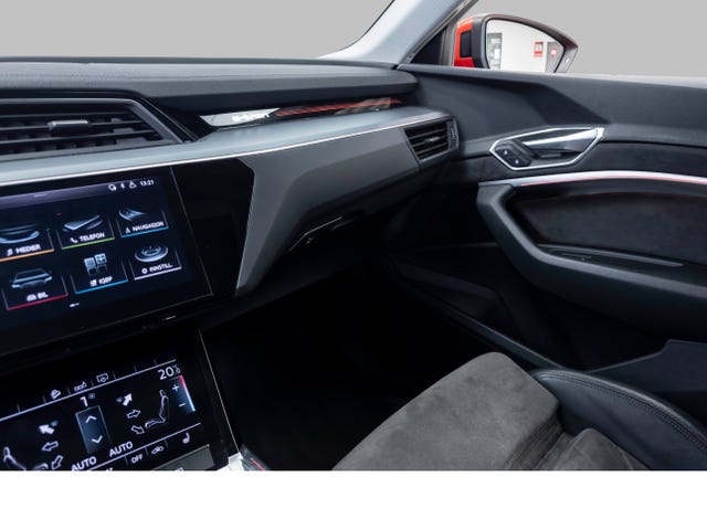 2020 AUDI E-TRON - 18