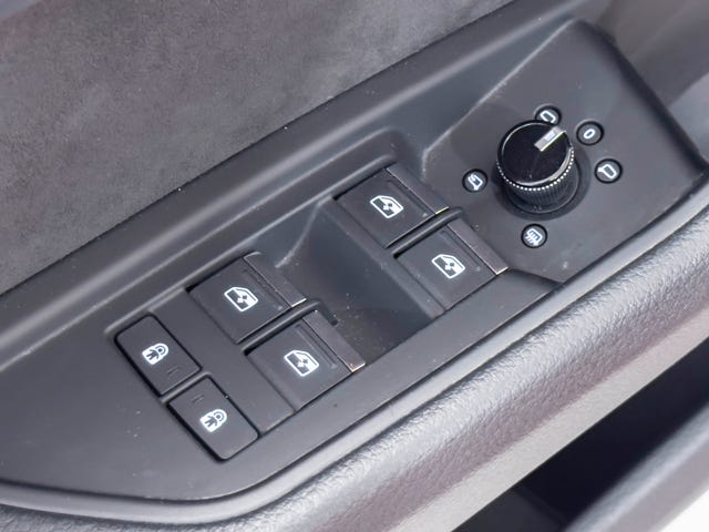 2020 AUDI E-TRON - 23