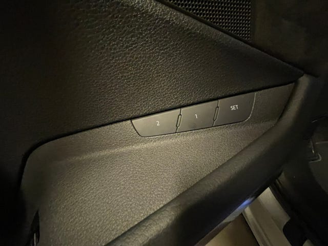2020 AUDI E-TRON - 33