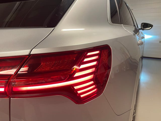 2020 AUDI E-TRON - 14