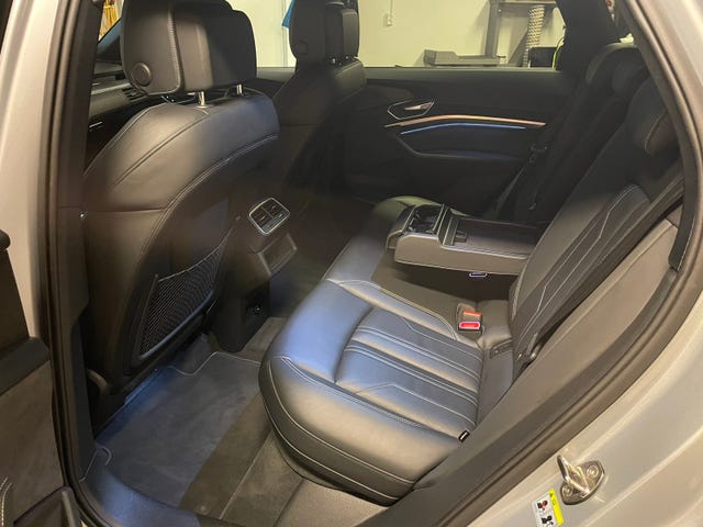 2020 AUDI E-TRON - 34