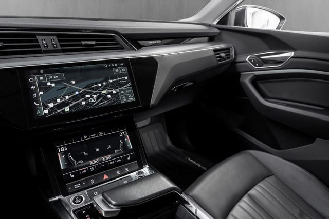 2021 AUDI E-TRON - 13