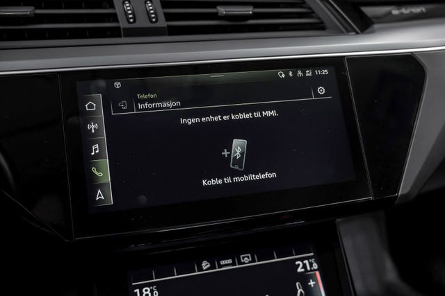 2021 AUDI E-TRON - 21