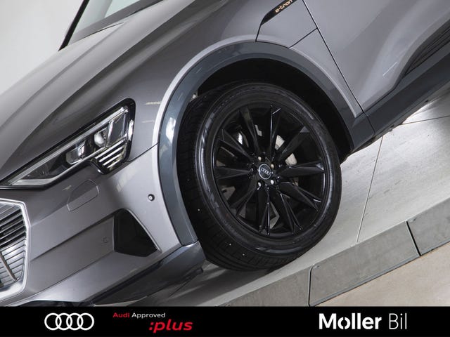 WAUZZZGE6MB017699 2021 AUDI E-TRON-4
