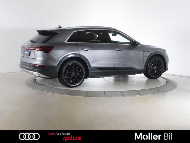 WAUZZZGE6MB017699 2021 AUDI E-TRON-5