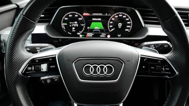 2021 AUDI E-TRON - 37