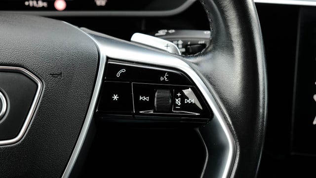2021 AUDI E-TRON - 39