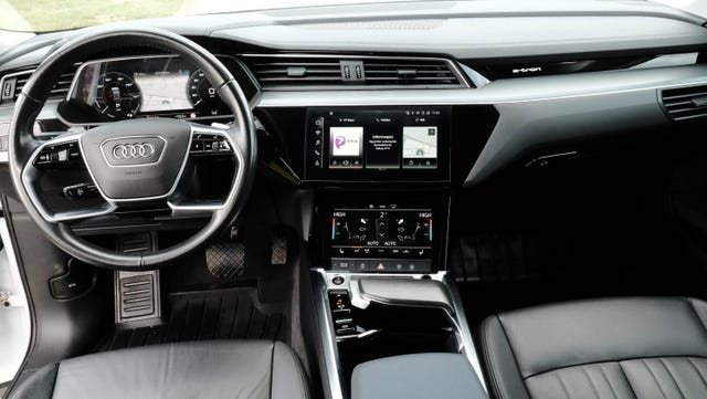 2021 AUDI E-TRON - 15