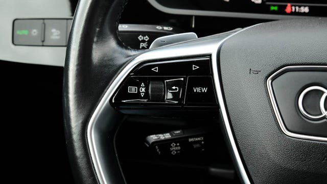 2021 AUDI E-TRON - 38