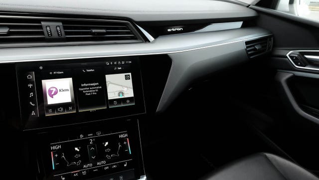 2021 AUDI E-TRON - 22
