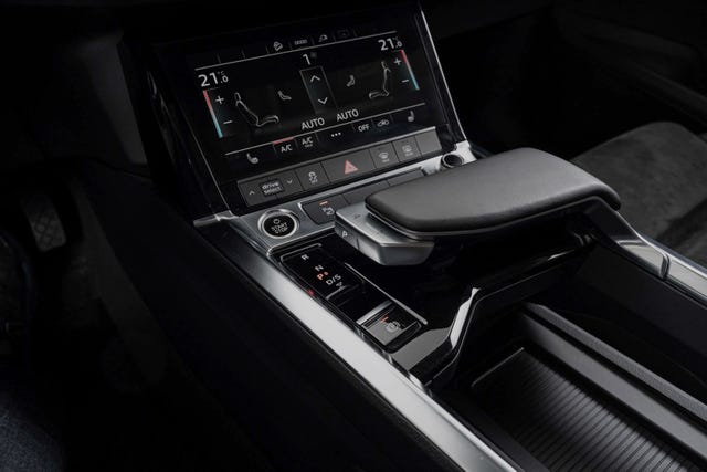 2021 AUDI E-TRON - 16