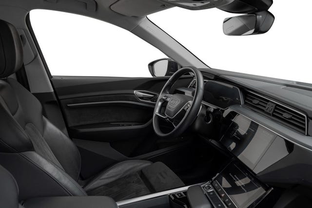 2021 AUDI E-TRON - 12