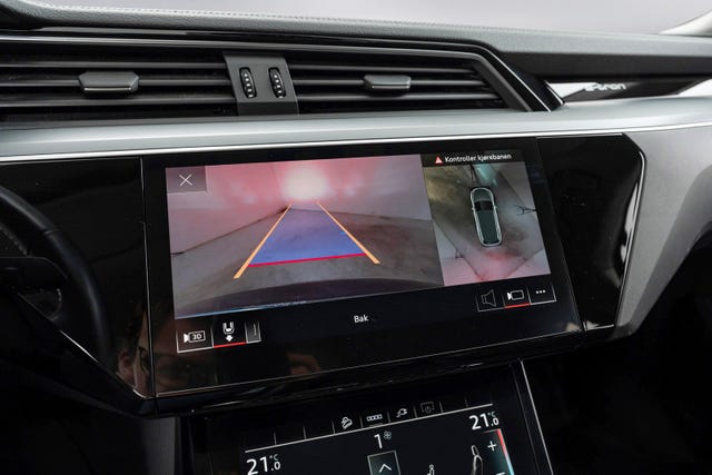 2021 AUDI E-TRON - 22
