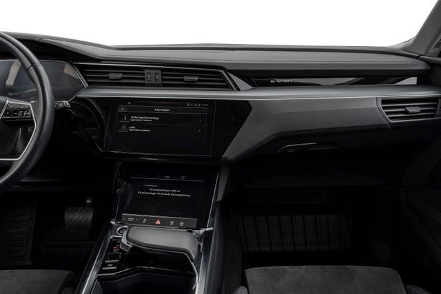 2021 AUDI E-TRON - 19
