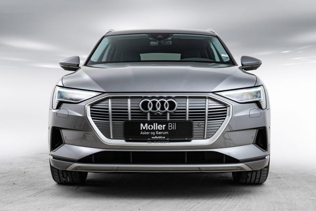 WAUZZZGE1MB018209 2021 AUDI E-TRON-2
