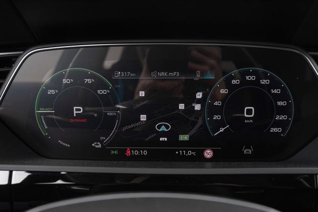 2021 AUDI E-TRON - 15