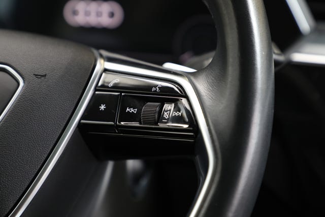 2021 AUDI E-TRON - 17