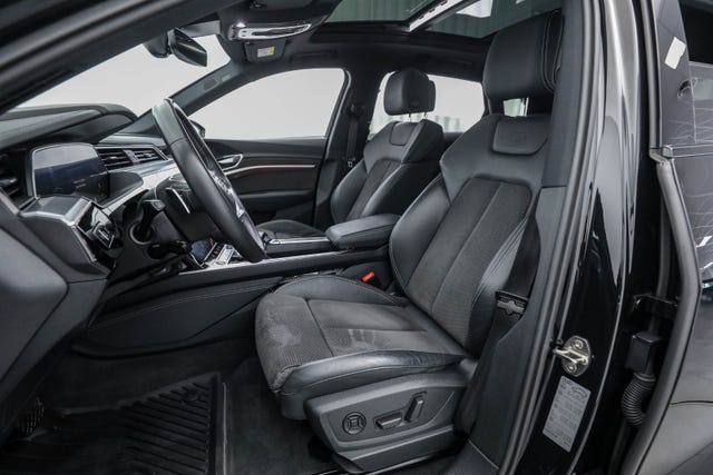 2021 AUDI E-TRON - 36