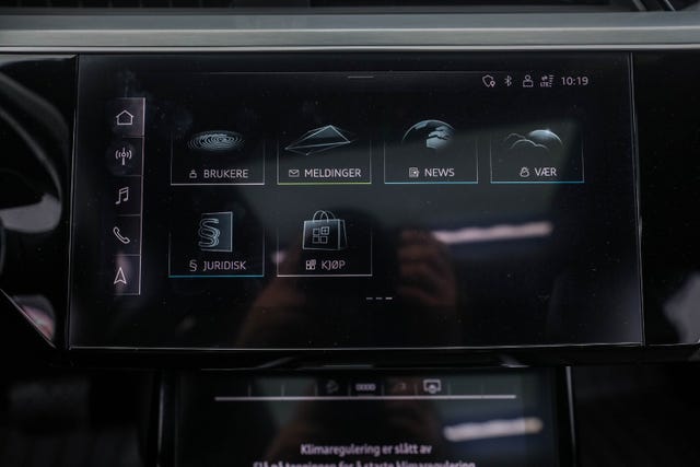 2021 AUDI E-TRON - 23