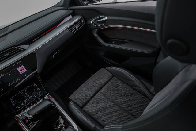 2021 AUDI E-TRON - 39