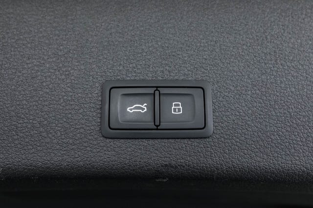 2021 AUDI E-TRON - 44