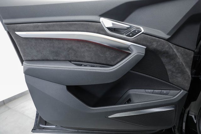 2021 AUDI E-TRON - 14