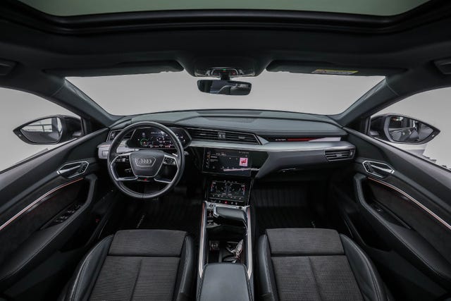 2021 AUDI E-TRON - 34