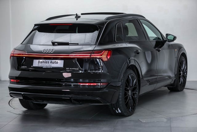 2021 AUDI E-TRON - 10