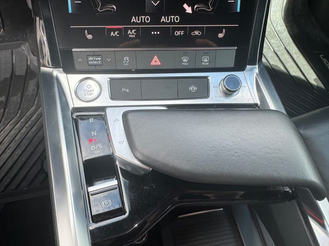 2020 AUDI E-TRON - 14