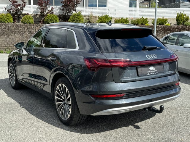 WAUZZZGEXLB017915 2020 AUDI E-TRON-5