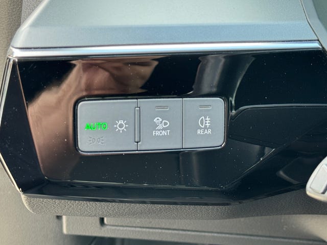 2020 AUDI E-TRON - 17