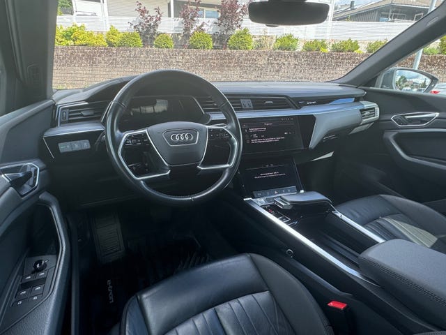2020 AUDI E-TRON - 9