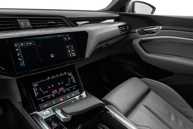 2020 AUDI E-TRON - 15