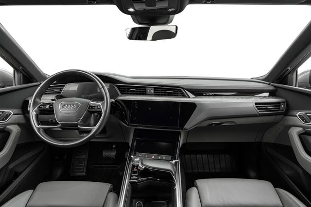 2020 AUDI E-TRON - 10