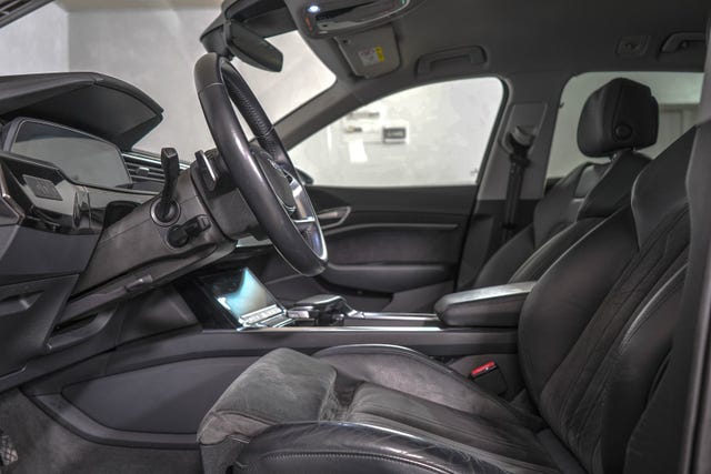2020 AUDI E-TRON - 18